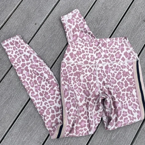 SPIRITUAL Gangster Intent High Waist 7/8 Legging Desert Leopard Print XS - Picture 3 of 5